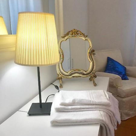 פאדובה A Casa Di Sandro. Spazioso Appartamento Citycenter מראה חיצוני תמונה