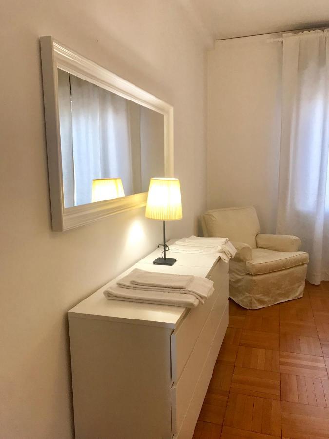 פאדובה A Casa Di Sandro. Spazioso Appartamento Citycenter מראה חיצוני תמונה